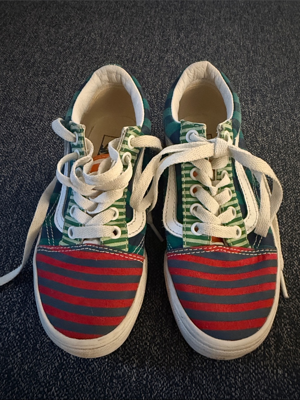 Kids Low-Top Lace-Up Vans Sneakers in Green Yellow Blue and Red Stripes